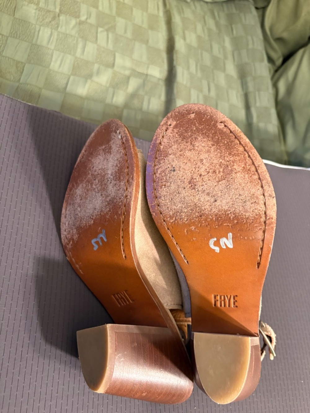 Frye Shoes - Picture 9 of 9
